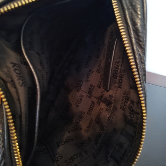 Michael Kors Crossbody Gold Chain Strap Black Leather - Picture 14 of 16